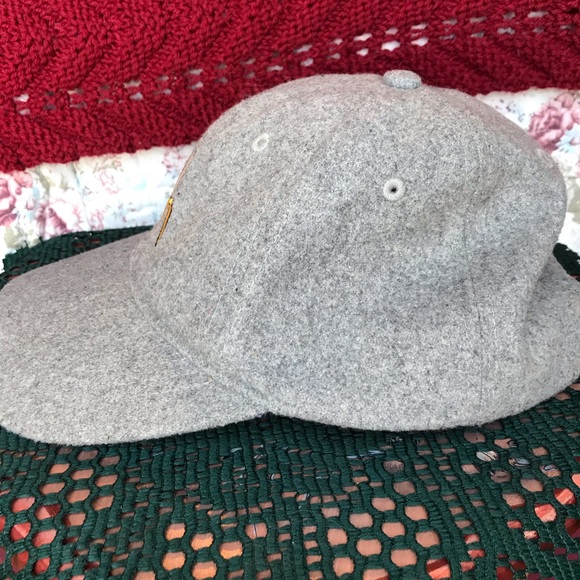Banana embroidery wool hat/cap great condition - Picture 3 of 7
